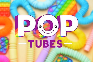Metin POP TUBES ve renk arkaplanı üzerindeki farklı kemanlar