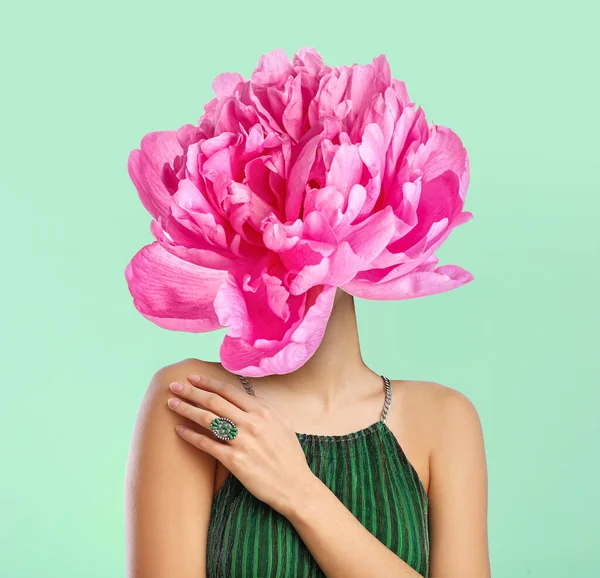 Woman Peony Flower Instead Her Head Green Background — Stock Photo, Image