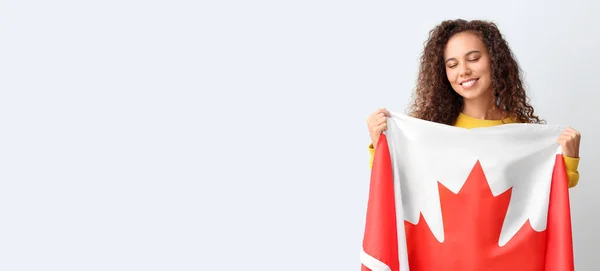 Beautiful Young African American Woman Canadian Flag Light Background Space — Stockfoto