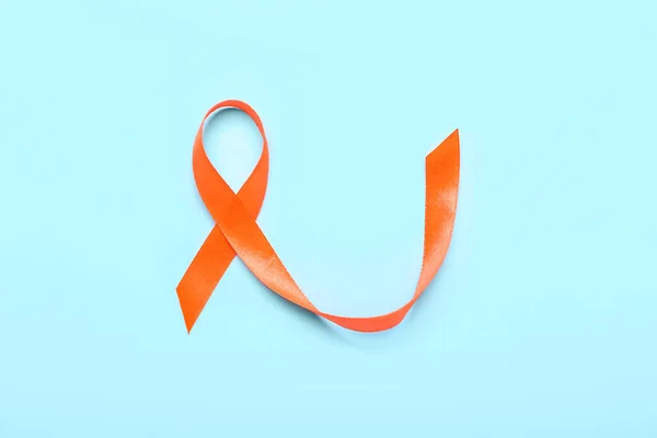 Ruban Sensibilisation Orange Sur Fond Bleu Concept Cancer Rein — Photo
