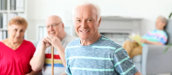 Homem Idoso Feliz Casa Repouso — Fotografia de Stock