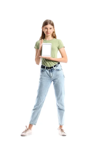 Menina Adolescente Com Computador Tablet Fundo Branco — Fotografia de Stock