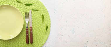 Açık arkaplan üzerinde güzel eko tablo ayarları ve metin için boşluk