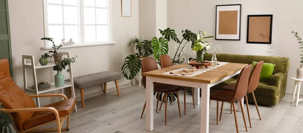 Interior Modern Stylish Dining Room Houseplants — Stock Photo, Image