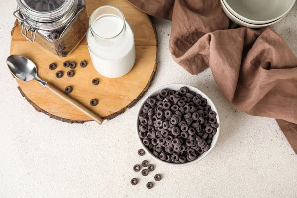 Composition Bowl Black Cereal Rings Milk Light Background — Stock Photo, Image