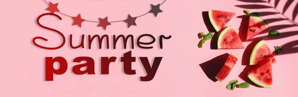 熟したスイカのスライスと夏のパーティーのための広告バナー — ストック写真
