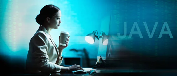 Young Woman Working Computer Office Late Night — Stock Photo, Image