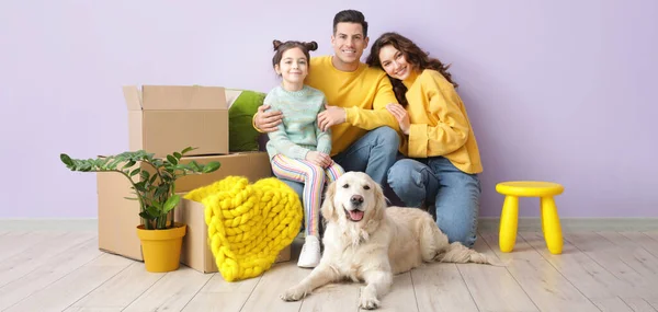 Happy Family Belongings Moving Day — Stock Photo, Image