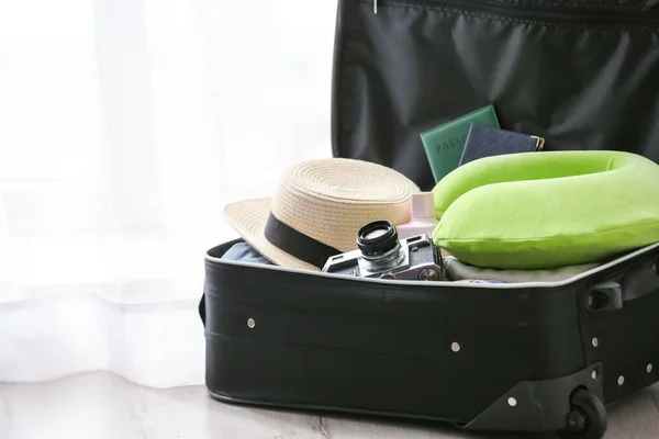 Opened Suitcase Traveler Accessories Floor — Foto de Stock