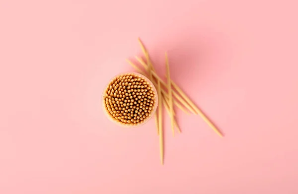 Box Wooden Toothpicks Pink Background — Stock Photo, Image