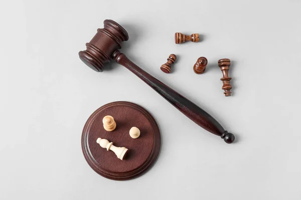 Judge Gavel Chess Pieces Grey Background — Stok fotoğraf