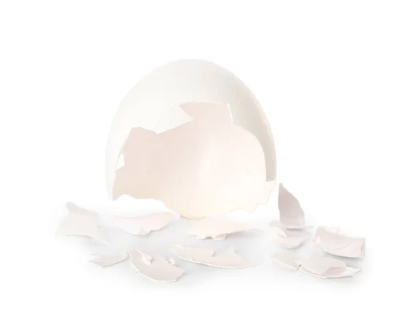 Cáscara Huevo Rota Aislada Sobre Fondo Blanco — Foto de Stock