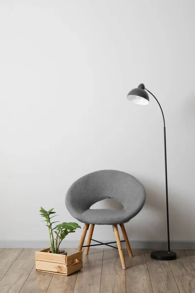 Comfortable Armchair Houseplant Lamp Light Wall Room — Stock Photo, Image