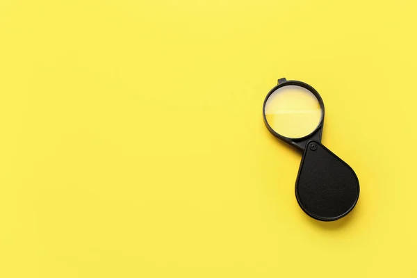 Magnifying Glass Yellow Background — Stock Photo, Image
