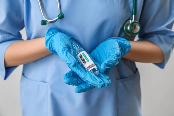 Female Doctor Monkeypox Vaccine Closeup — Stockfoto