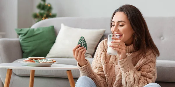 Happy Young Woman Gingerbread Cookie Glass Milk Home — Stockfoto