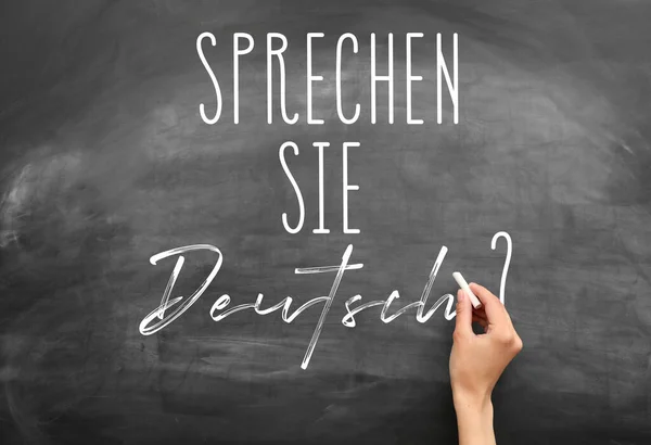 Женская Рука Мелом Пишущим Текст Sprechen Sie Deutsch You Spegerman — стоковое фото
