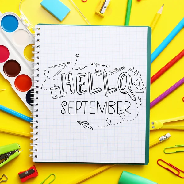 Quaderno Con Testo Scritto Hello Settembre Set Cancelleria Sfondo Giallo — Foto Stock