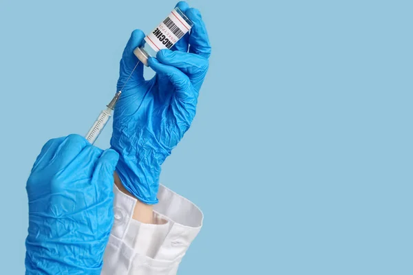 Hands Doctor Monkeypox Vaccine Syringe Blue Background — Stok fotoğraf