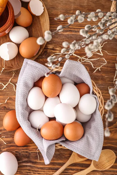 Bowl White Brown Chicken Eggs Wooden Background — Stock Photo, Image