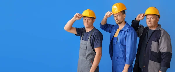 Hombres Mineros Sobre Fondo Azul Con Espacio Para Texto —  Fotos de Stock