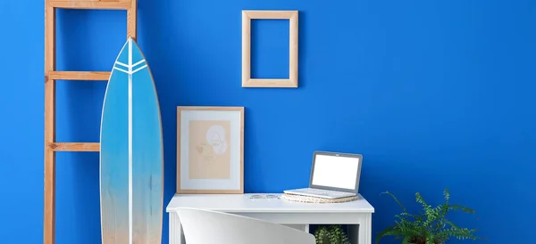 Interior Modern Room Surfboard Workplace — Stock Photo, Image