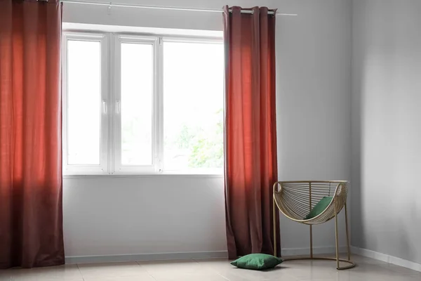 Stylish Armchair Cushions Red Curtains Room — Zdjęcie stockowe