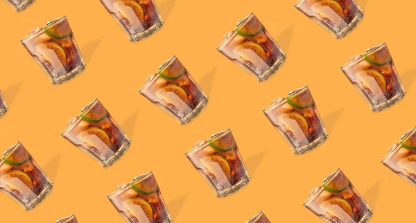 Glasses Tasty Cuba Libre Cocktail Orange Background Pattern Design — 스톡 사진