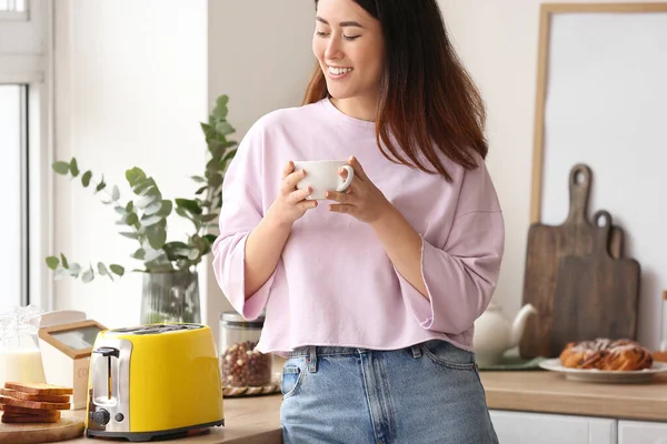 Beautiful Young Asian Woman Drinking Coffee Making Tasty Toasts Kitchen — 스톡 사진