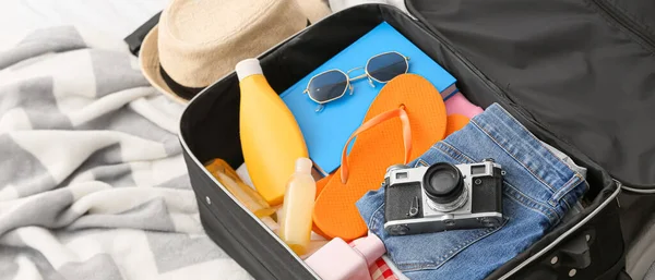 Opened Suitcase Clothes Accessories Travelling Bed — 스톡 사진