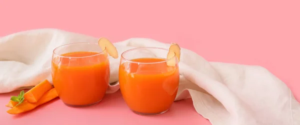 Glasses Tasty Carrot Juice Pink Background — Stock Photo, Image