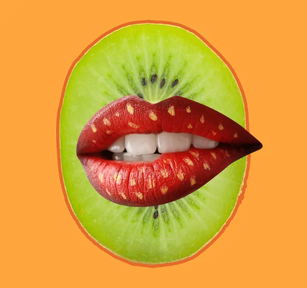 Divertente Kiwi Maturo Con Labbra Rosse Fragola Sfondo Arancione — Foto Stock
