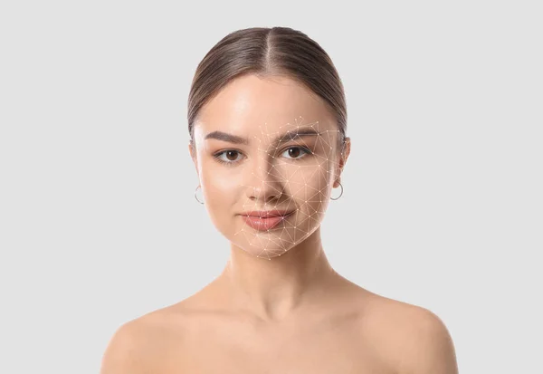 Portrait Beautiful Young Woman Healthy Skin Light Background — Zdjęcie stockowe
