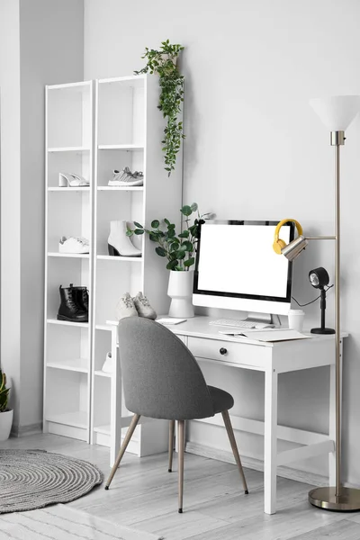 Workplace Modern Computer Shelf Units Different Shoes White Wall — Φωτογραφία Αρχείου