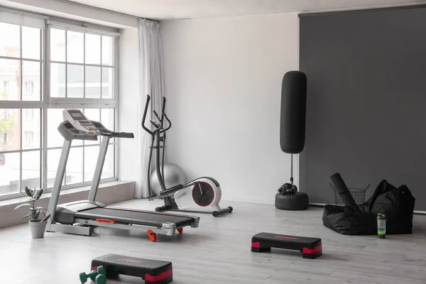 Interior Modern Gym Treadmill Sport Equipment — Foto de Stock