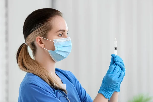 Doctor Syringe Clinic — Stock Photo, Image