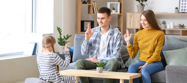 Deaf Mute Family Using Sign Language Home — Stock Photo, Image