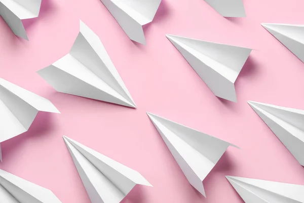 Paper Planes Pink Background — Stockfoto