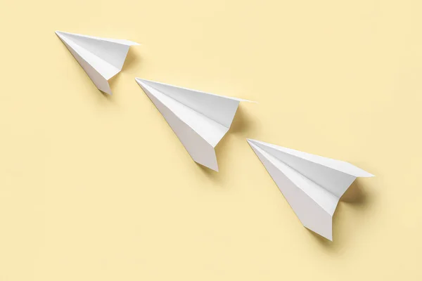 Paper Planes Yellow Background — Stock Photo, Image