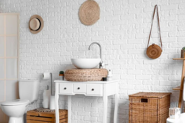 Interior Cozy Bathroom Sink Toilet Bowl Laundry Basket — Stock Fotó