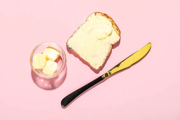 Crispy Toast Butter Knife Pink Background — Stock Photo, Image