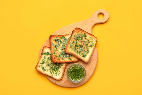 Wooden Board Tasty Toasts Garlic Parsley Color Background — Stock Photo, Image