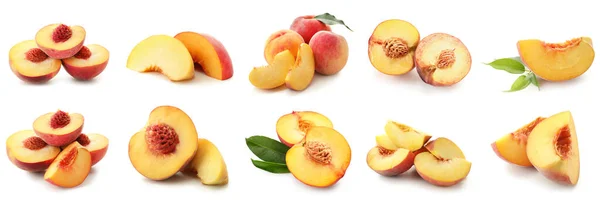 Set Cut Peaches Isolated White — Foto de Stock
