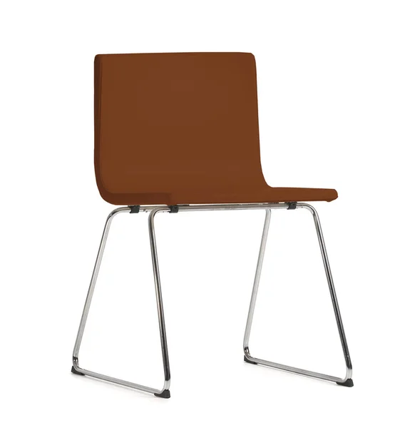 白で隔離される茶色の椅子 — ストック写真