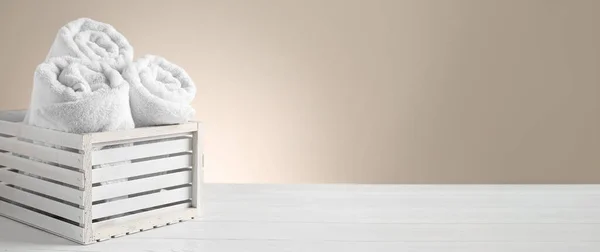 Box Clean Soft Towels Table Light Background Space Text — Fotografia de Stock
