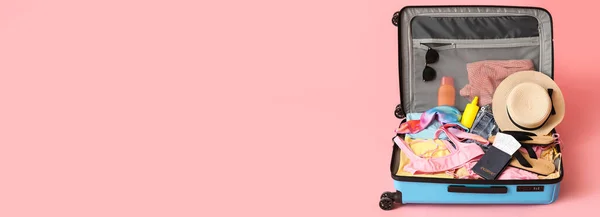 Open Suitcase Clothes Beach Accessories Pink Background Space Text — Fotografia de Stock