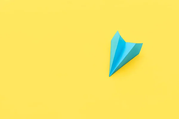 Blue Paper Plane Yellow Background — Stock Photo, Image