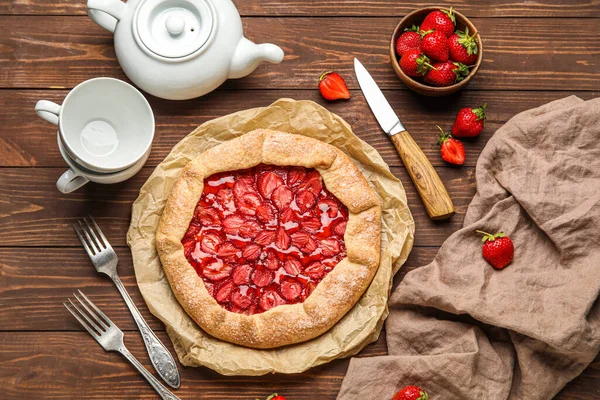 Composition Tasty Strawberry Galette Fresh Berries Cups Teapot Wooden Background — Photo