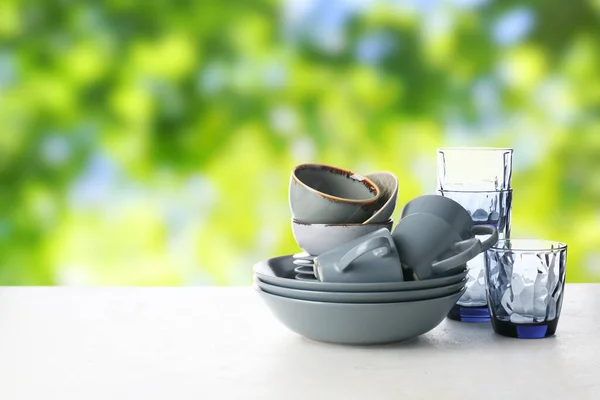 Set Clean Dishes Table Outdoors — Stockfoto