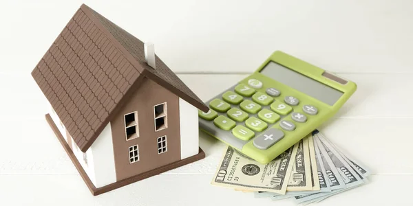 House Model Calculator Money White Table Concept Buying New Property — Stock fotografie